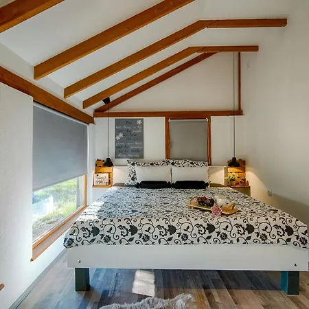 Haus Mit Pool- 50 Meter Vom Entfernt By Interhome Holiday home *