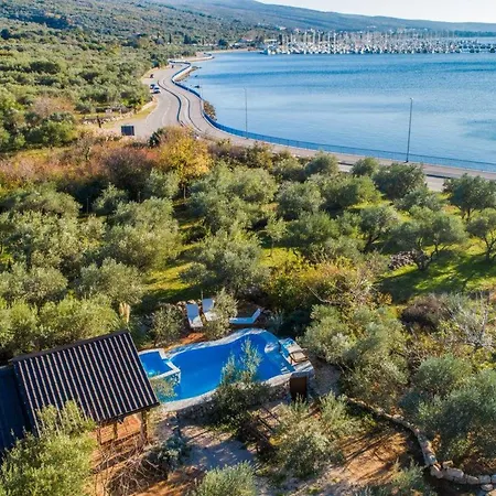 Haus Mit Pool- 50 Meter Vom Entfernt By Interhome *