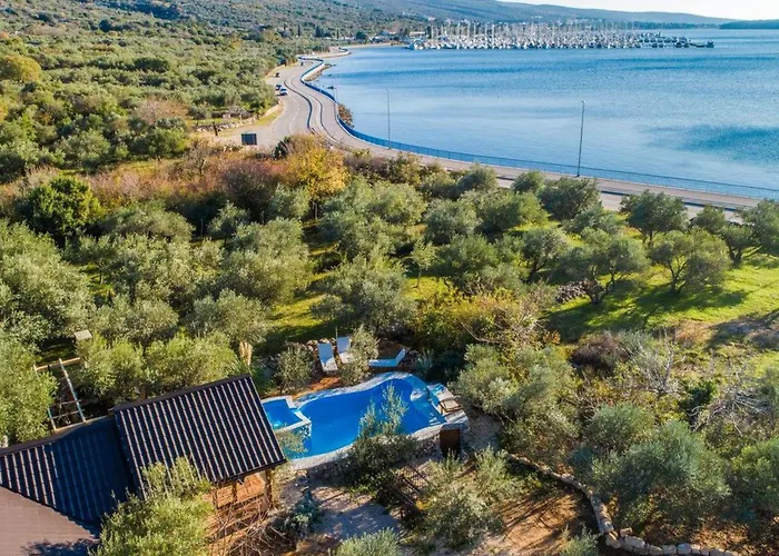 Haus Mit Pool- 50 Meter Vom Entfernt By Interhome *