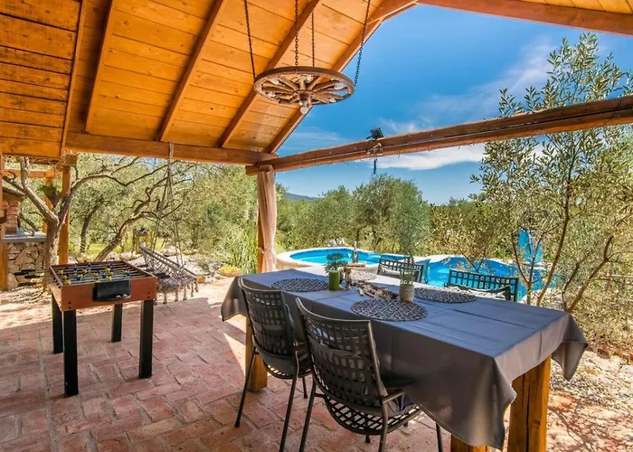 Haus Mit Pool- 50 Meter Vom Entfernt By Interhome * Punat