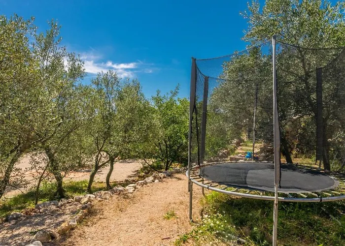 Haus Mit Pool- 50 Meter Vom Entfernt By Interhome 別荘