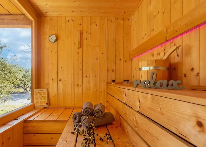 Haus Mit Pool- 50 Meter Vom Entfernt By Interhome 別荘 プナト