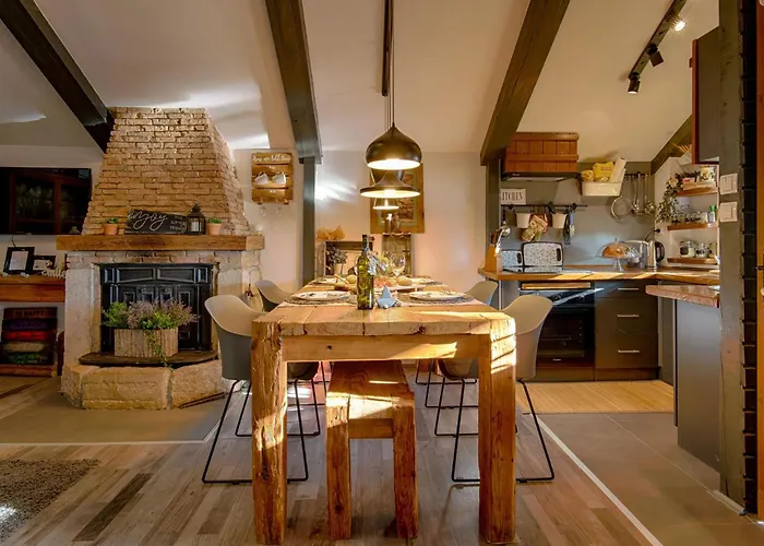 Haus Mit Pool- 50 Meter Vom Entfernt By Interhome プナト