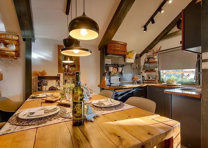 Haus Mit Pool- 50 Meter Vom Entfernt By Interhome *