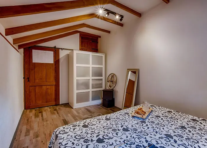 別荘 Haus Mit Pool- 50 Meter Vom Entfernt By Interhome プナト